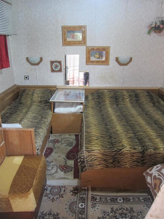 Diana Guesthouse Veliko Turnovo Bagian luar foto